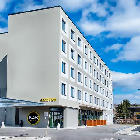 B&B Hotel Villach ホテル 3*