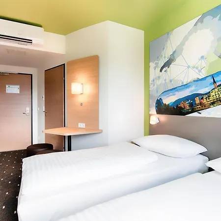 ホテル B&B Hotel Villach 3*