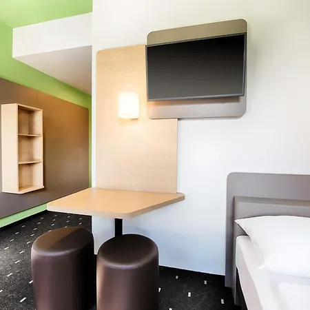 ホテル B&B Hotel Villach 3*