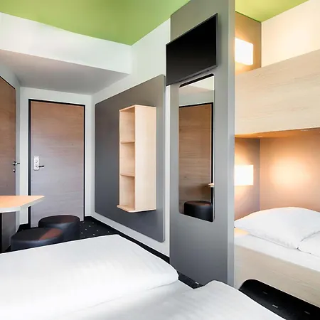 B&B Hotel Villach ホテル 3*