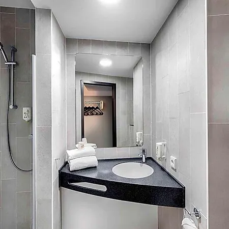 B&B Hotel Villach フィラハ