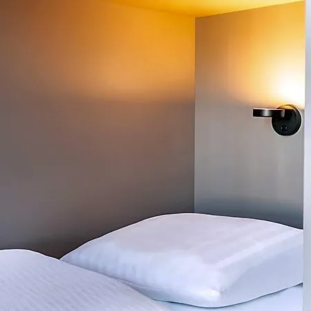 B&B Hotel Villach ホテル 3*